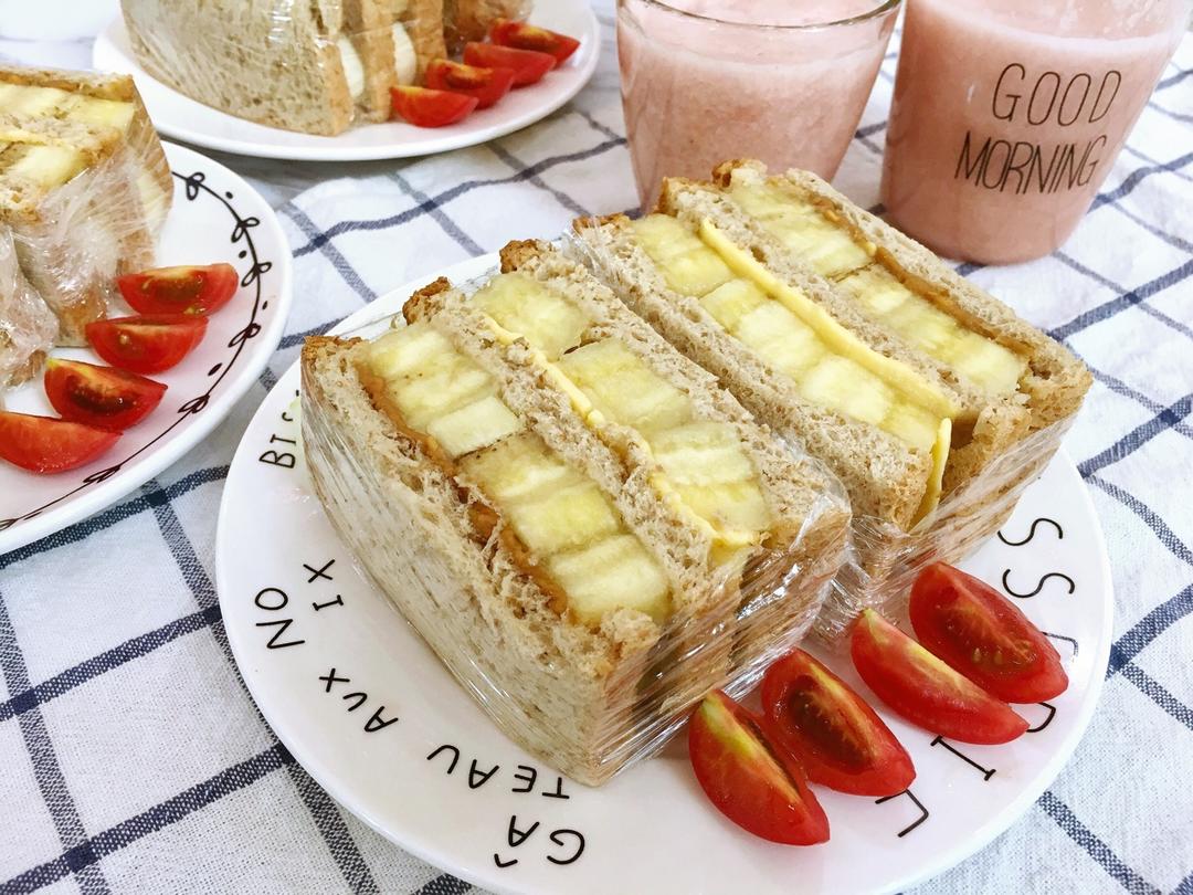 香蕉双享三明治