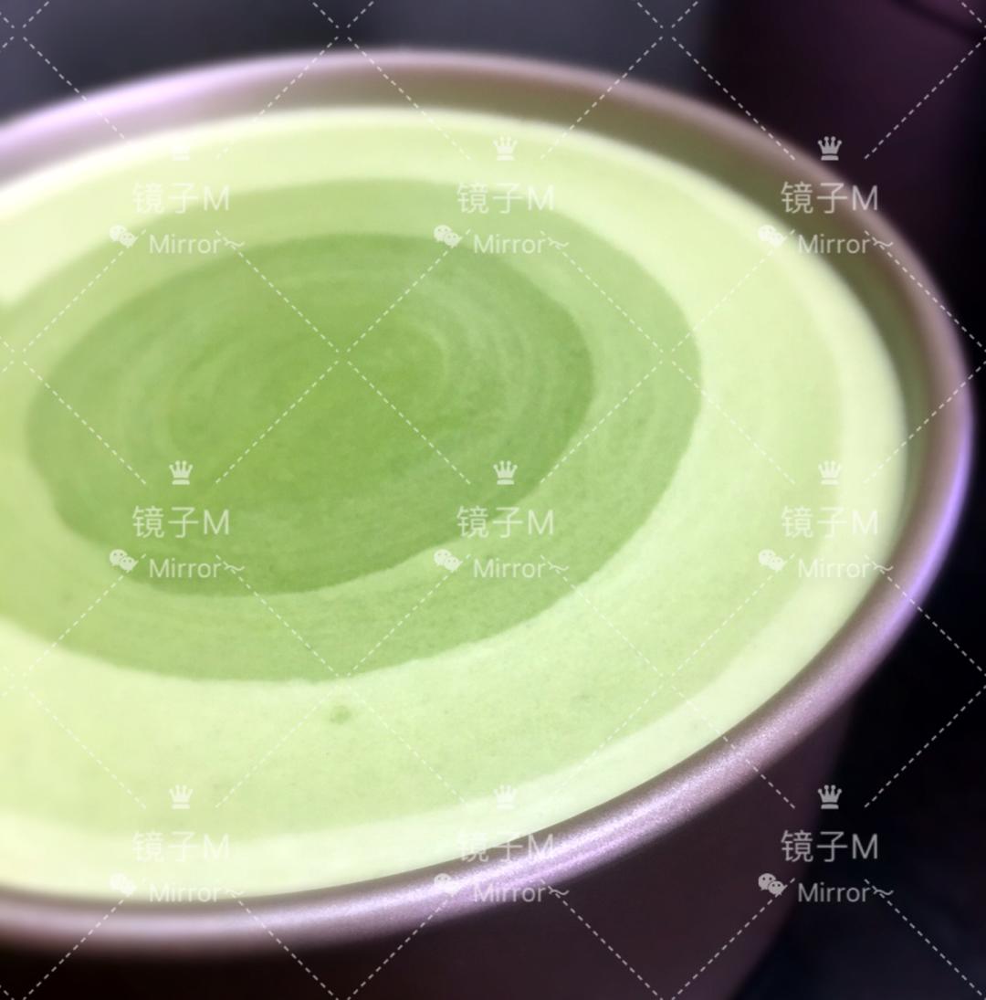 渐变抹茶慕斯蛋糕：我Amanda带着既美又作的抹茶甜点又来了！【曼食慢语】