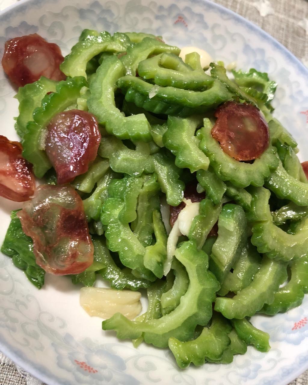 苦瓜炒腊肠