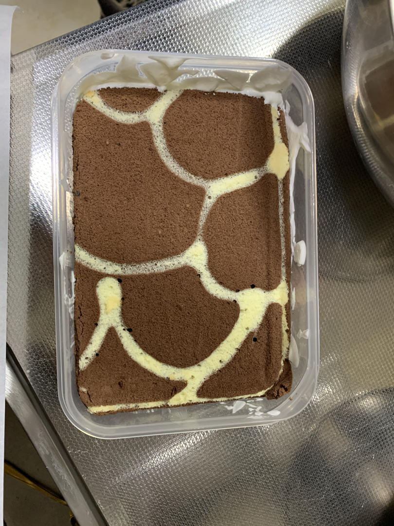 奶牛蛋糕卷+长颈鹿蛋糕卷