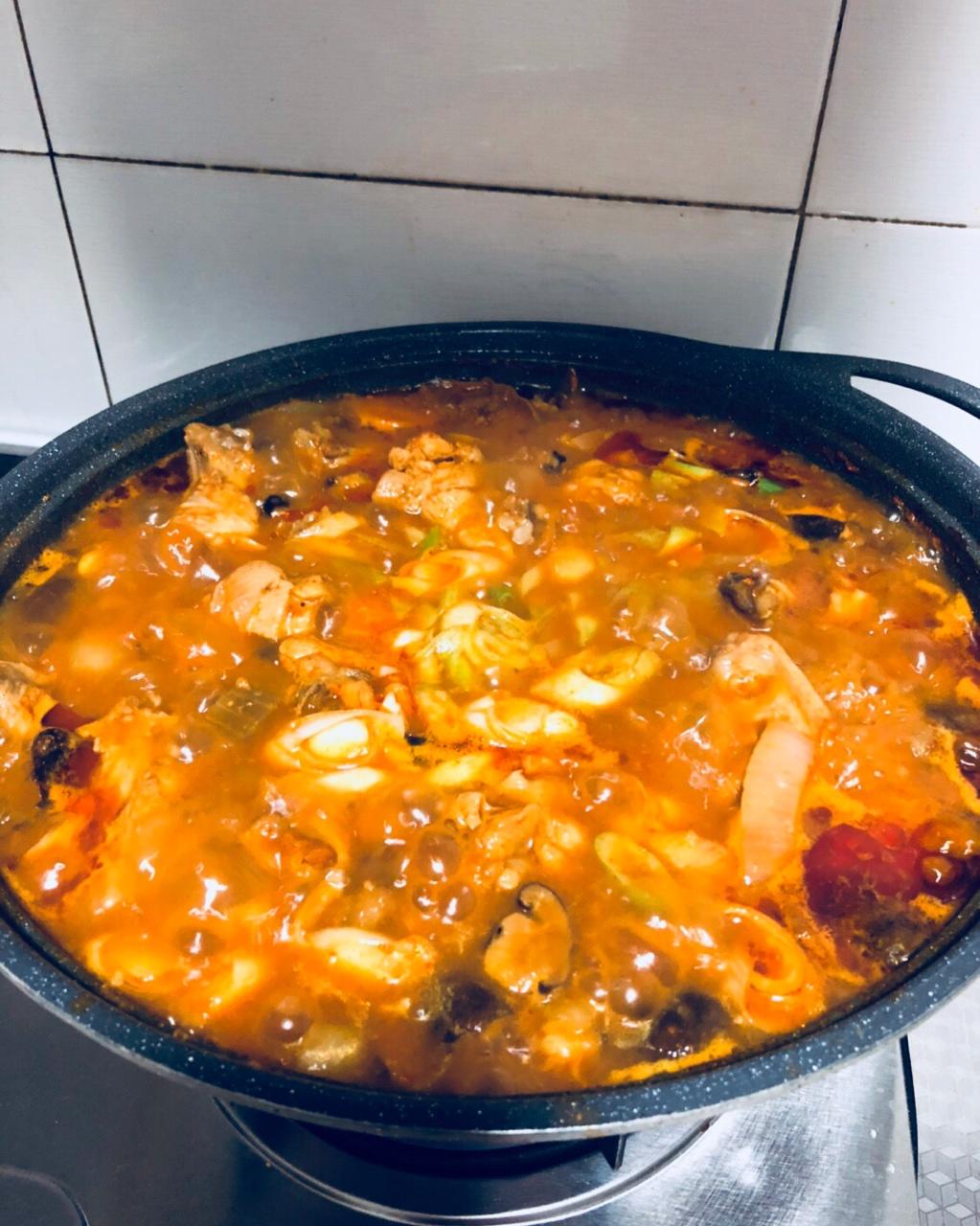 韩国料理——炖辣鸡翅(닭도리탕)