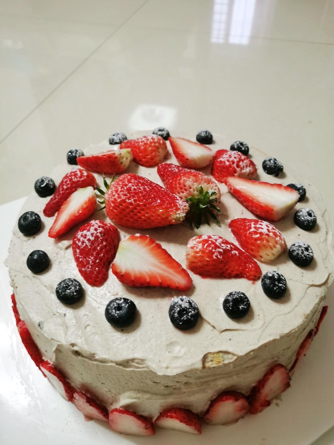 六、八、十寸戚风蛋糕
不回缩 不收腰