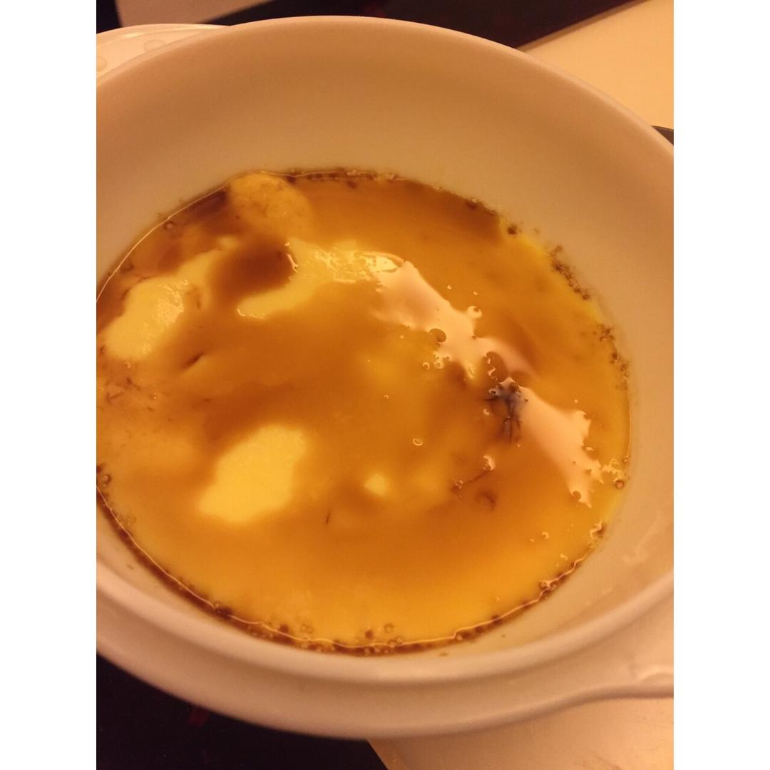 平滑如镜的蛋羹