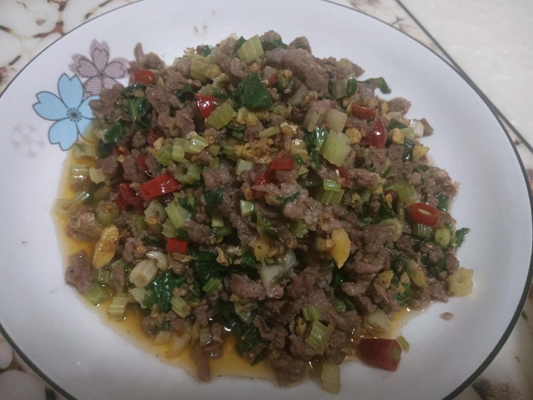 厨师长教你：“碎炒羊肉”的家常做法，简单又美味