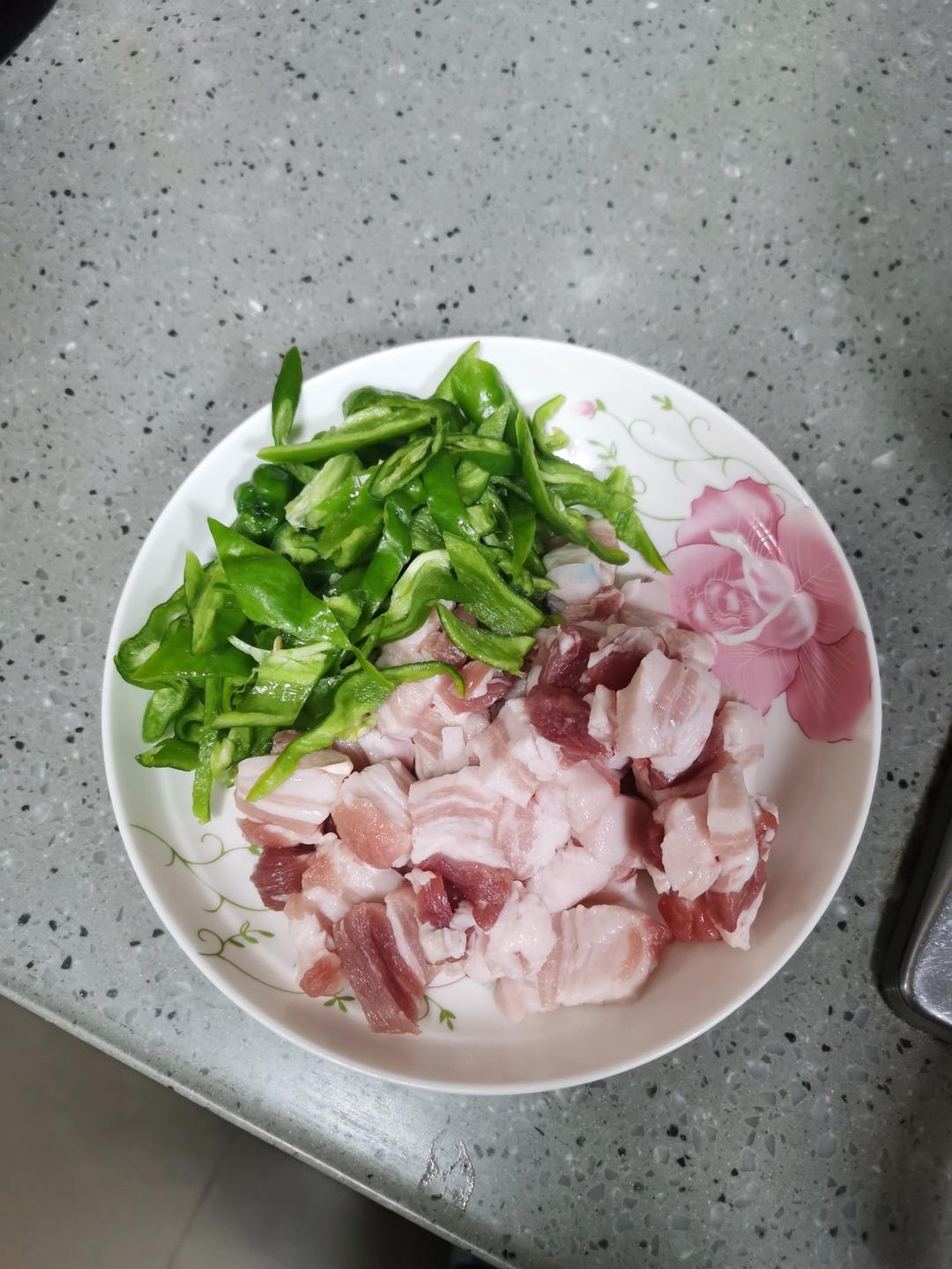 超下饭 ！小炒肉（辣椒炒肉）