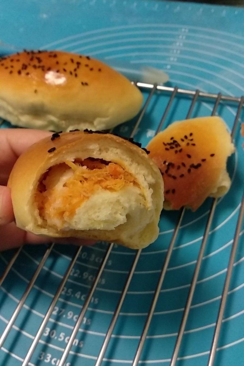超好吃的肉松面包