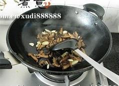 油葱香菇饭的做法 步骤3