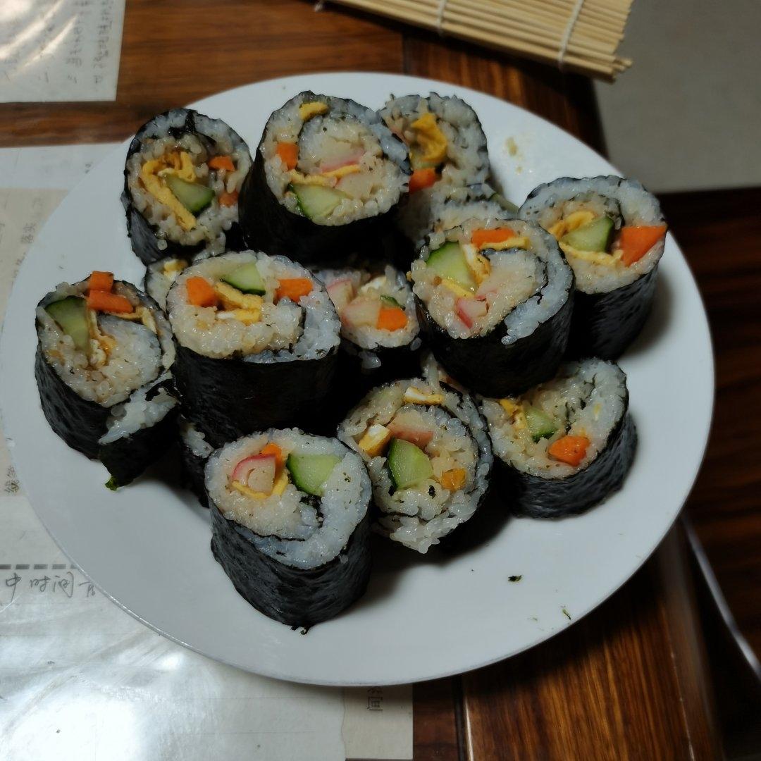 自制寿司（含寿司醋配方和超详细寿司卷法）