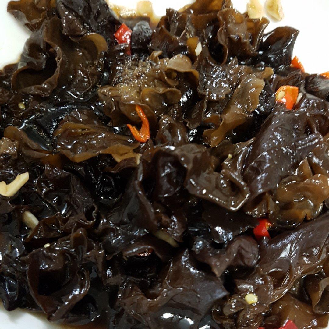 凉拌黑木耳