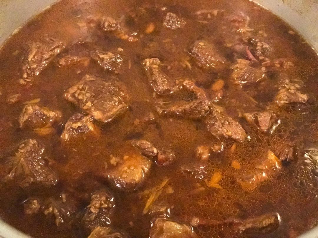 炖牛肉