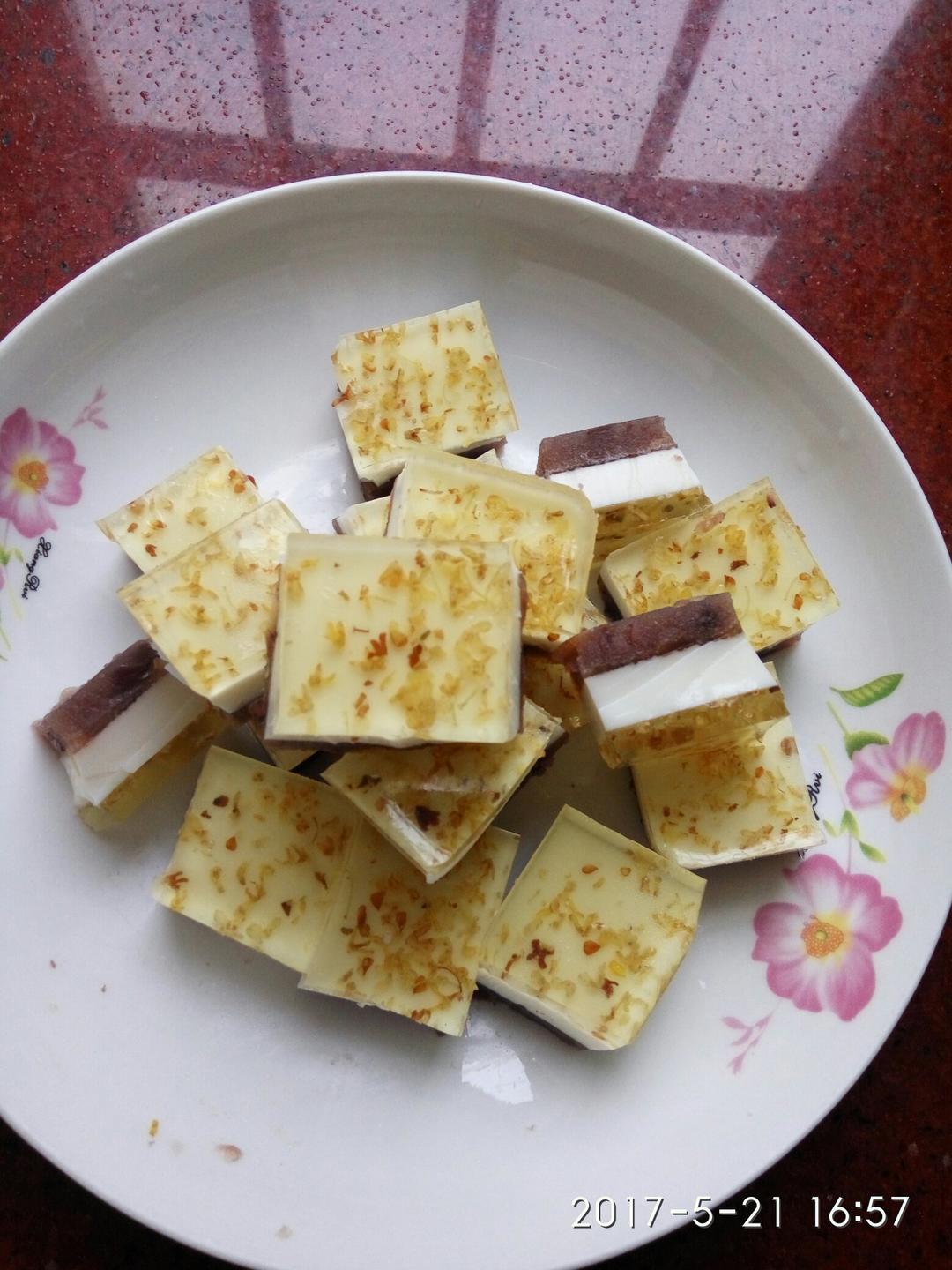 “会动的”椰汁桂花糕