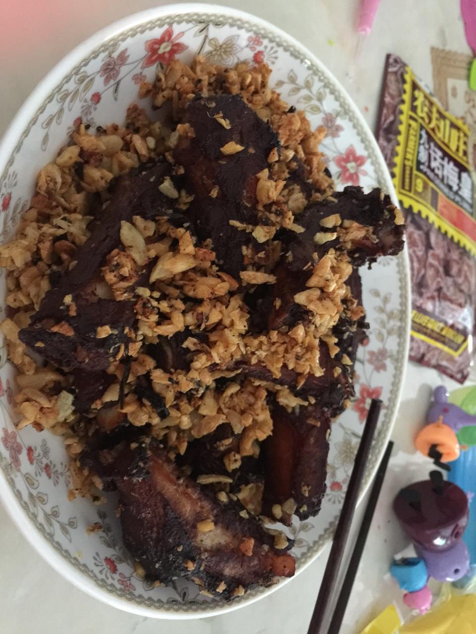 金牌蒜香排骨