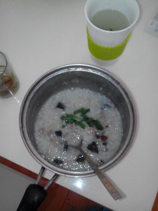 皮蛋瘦肉粥