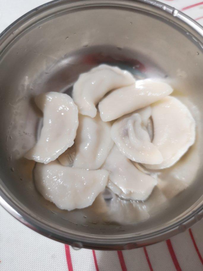 宝宝辅食迷你水饺