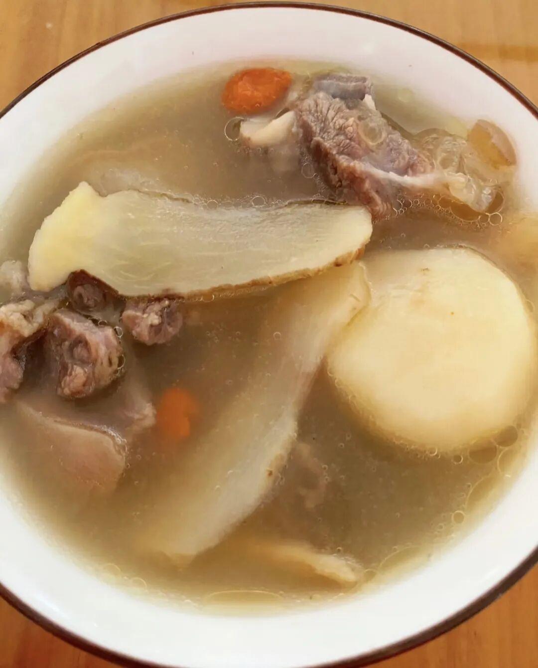 当归桂圆羊肉汤