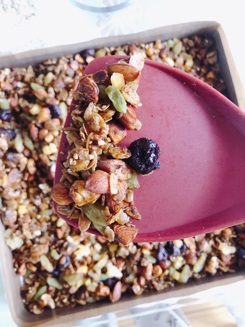 Granola（格兰诺拉麦片）