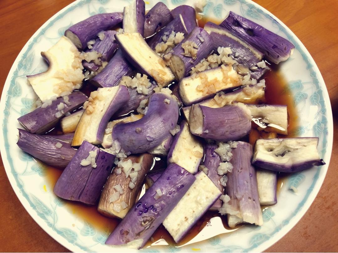 减脂好吃的蒸茄子