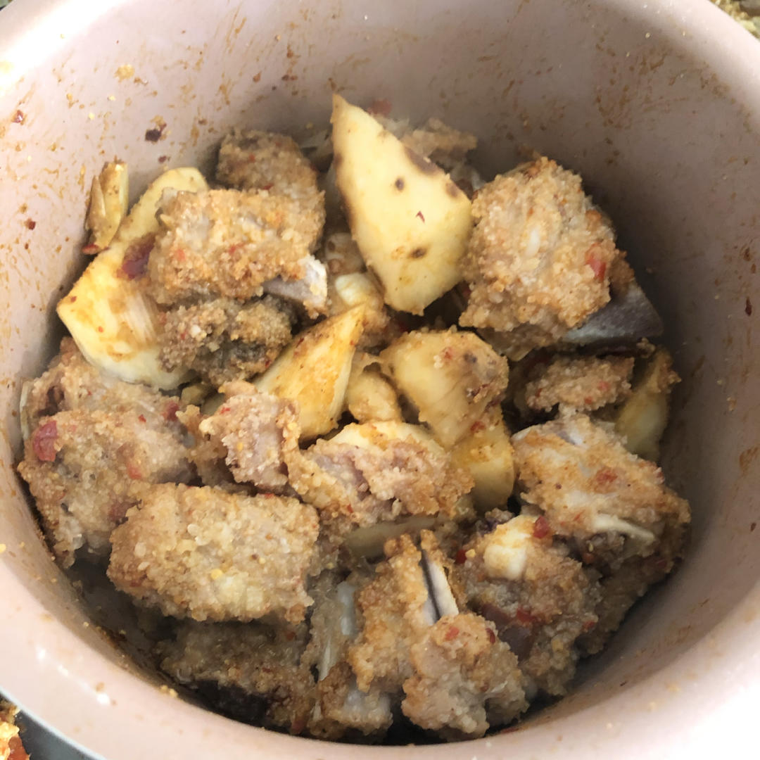 米粉蒸排骨