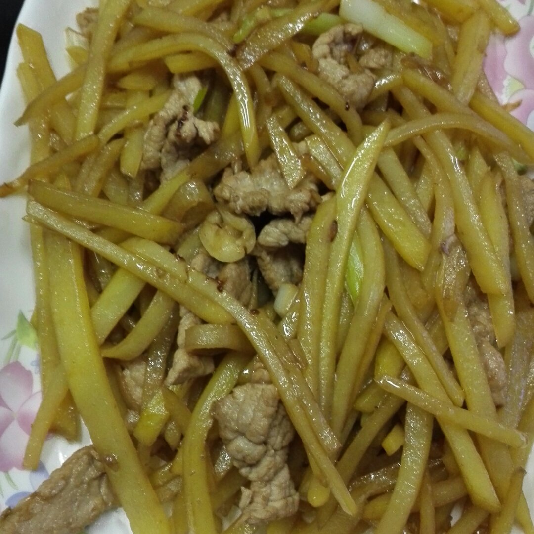 土豆炒肉丝