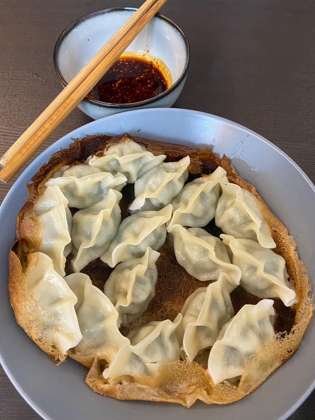 速冻饺子版煎饺