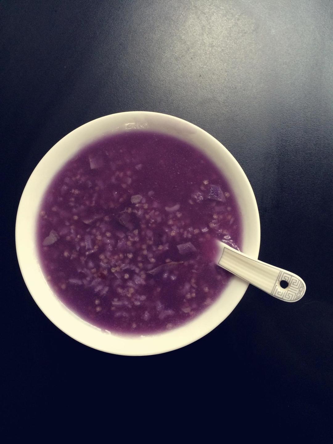 每日早餐:紫薯小米粥