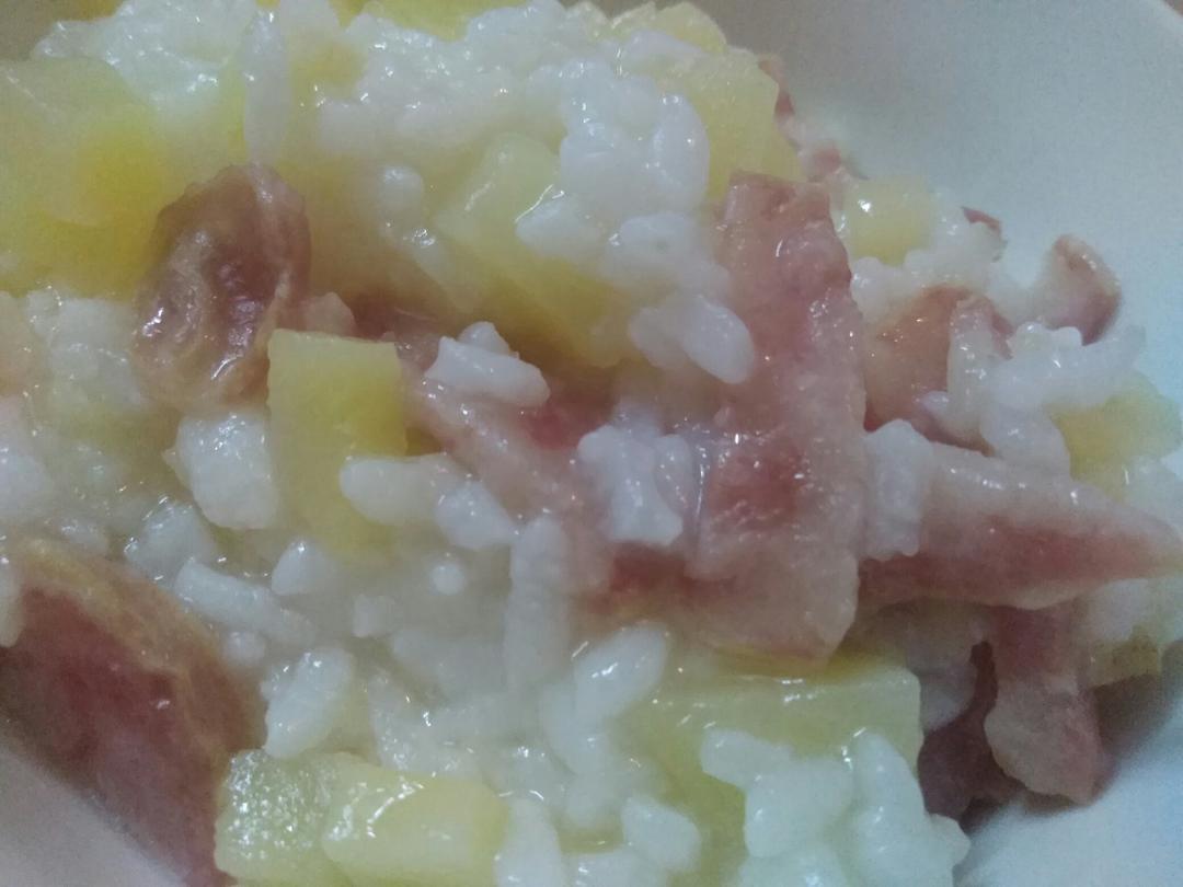 土豆腊肠饭
