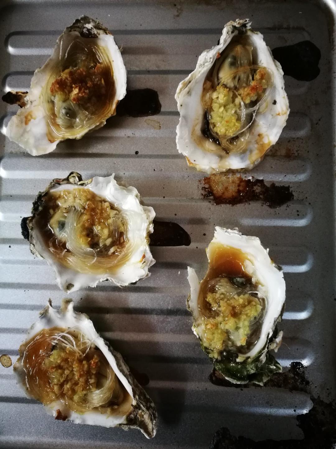 蒜蓉烤生蚝（烤箱版首发）