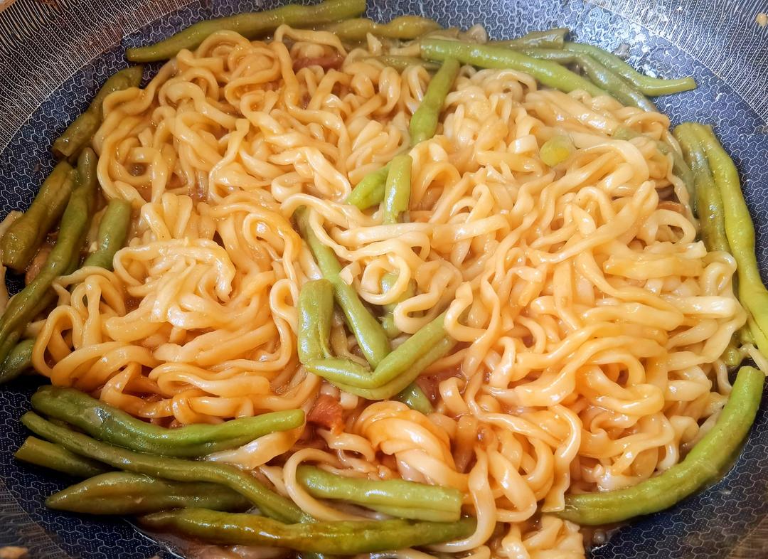 豆角焖面