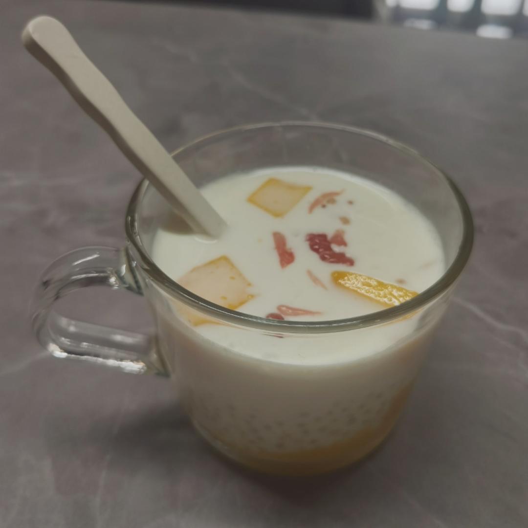 港式甜品——杨枝甘露(芒果西米露)附芒果花切法