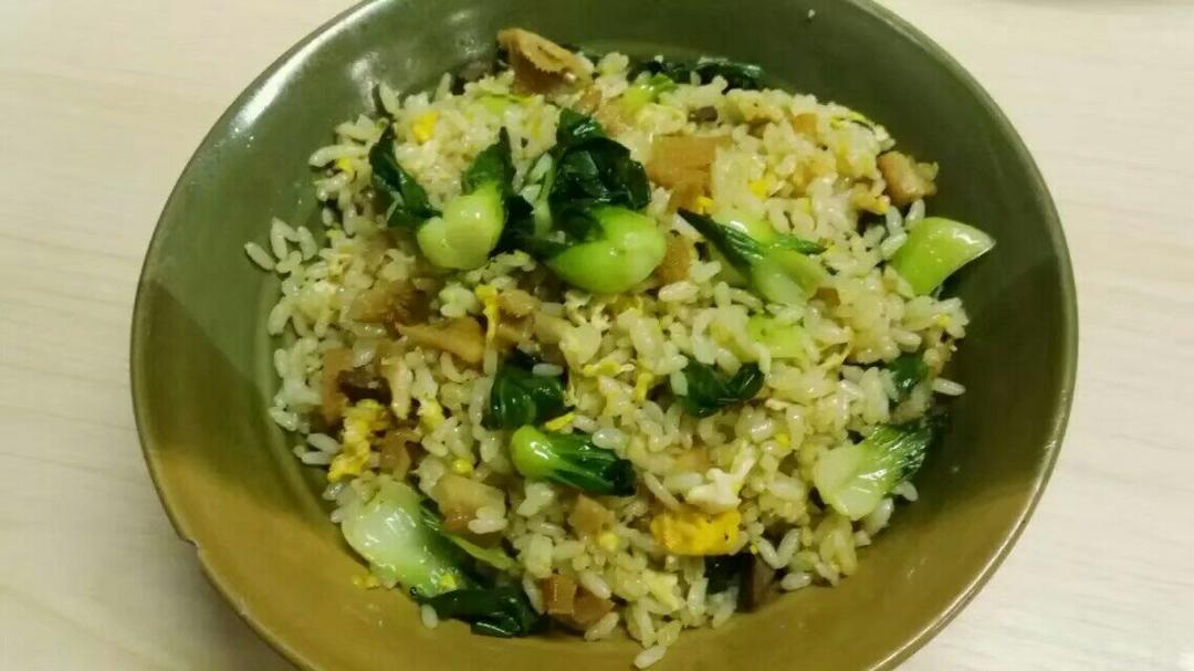 青菜蛋炒饭