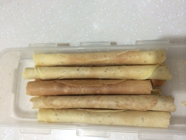 芝麻香酥蛋卷（视频食谱）