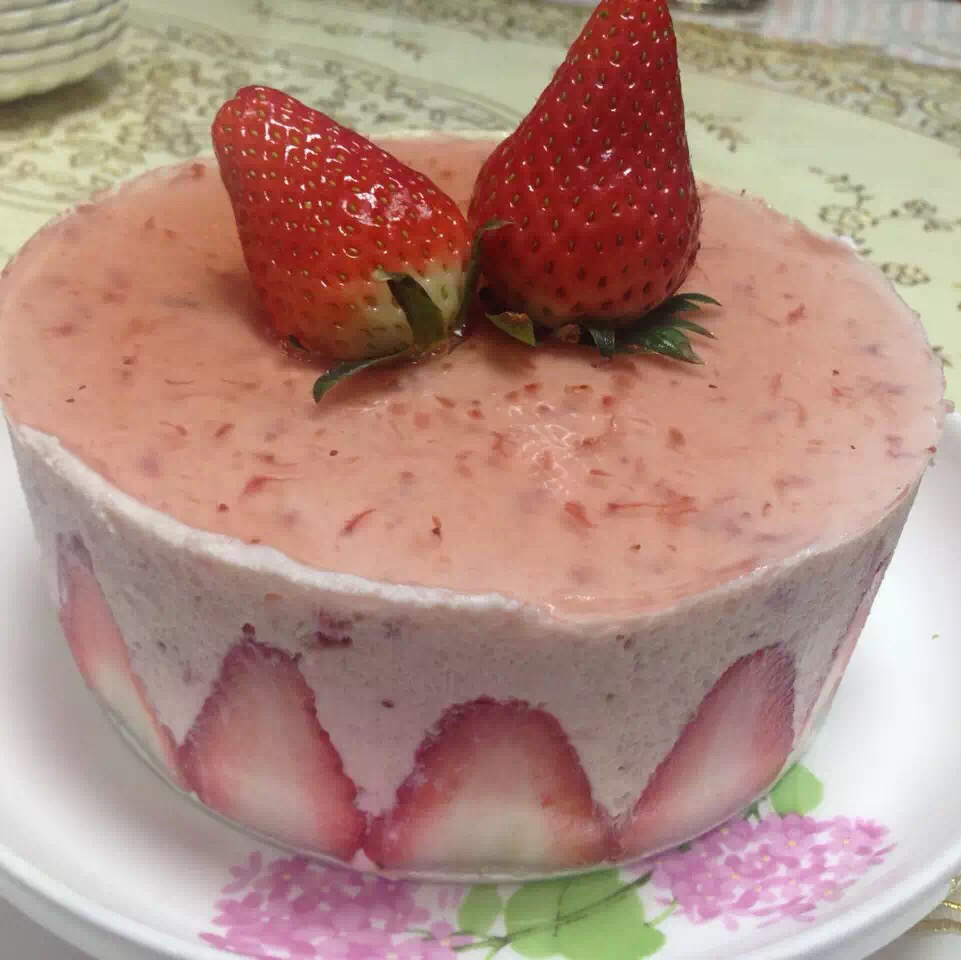 草莓慕斯