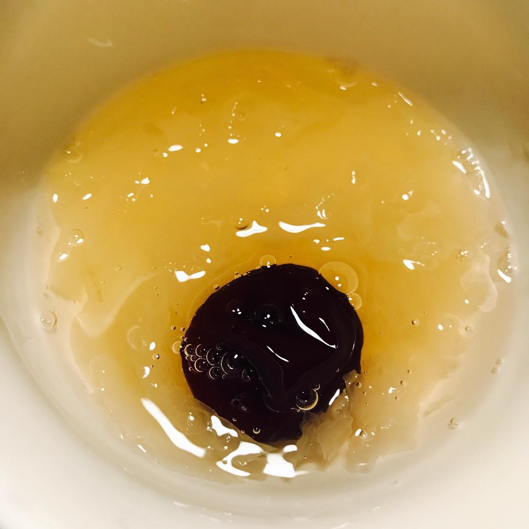 红枣银耳莲子羹