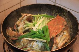 泰式青咖喱蟹的做法 步骤6