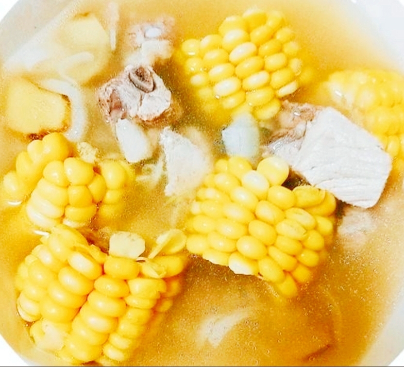 排骨玉米山药汤的做法