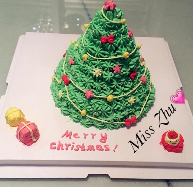圣诞树蛋糕