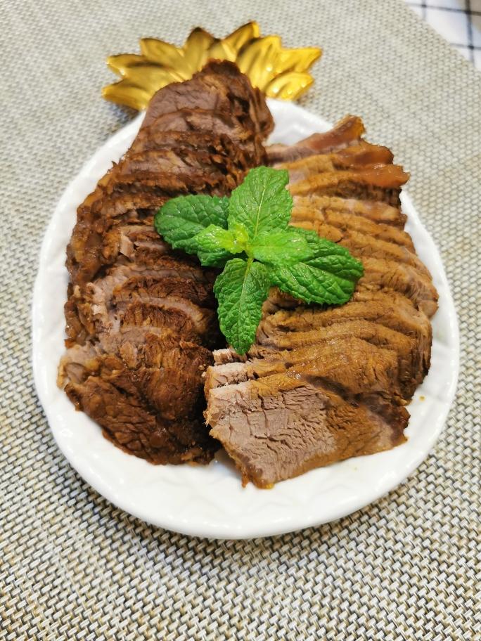 五香卤牛肉