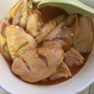 鸡翅白菜焖饭的做法 步骤3