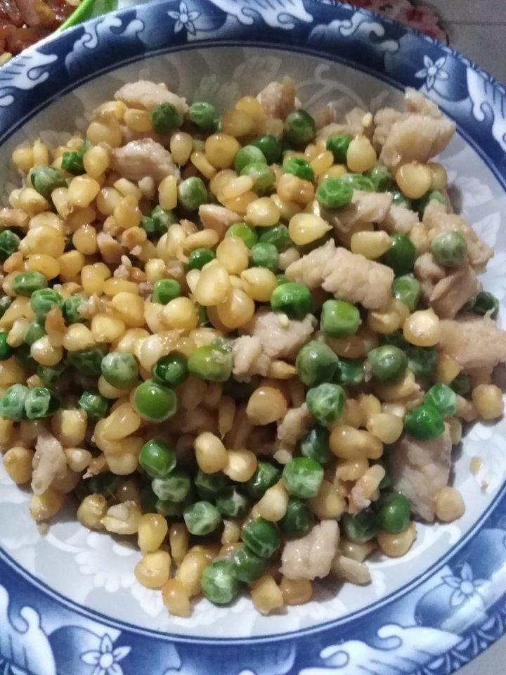 豌豆炒鸡胸肉
