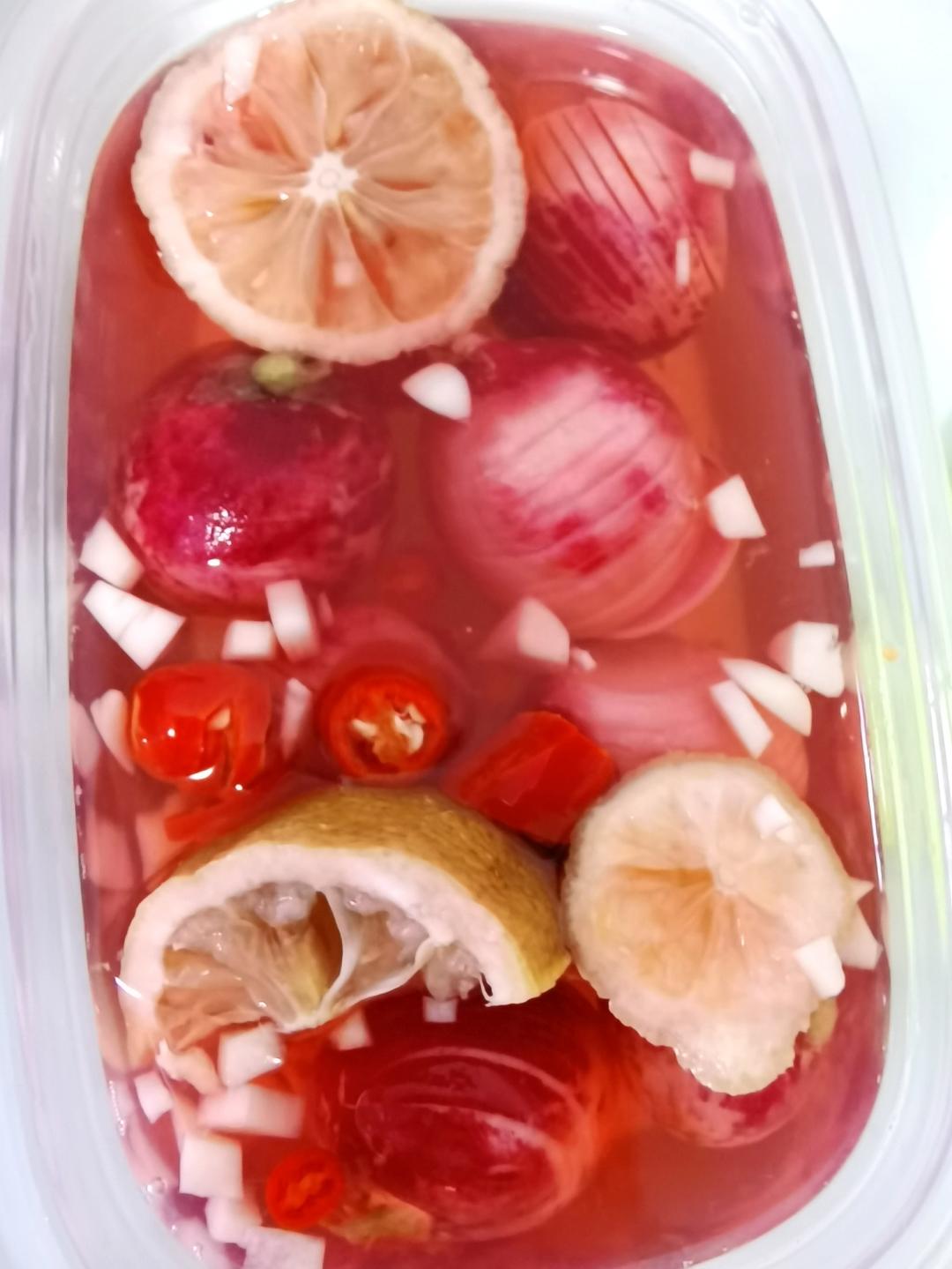 雪碧泡樱桃萝卜