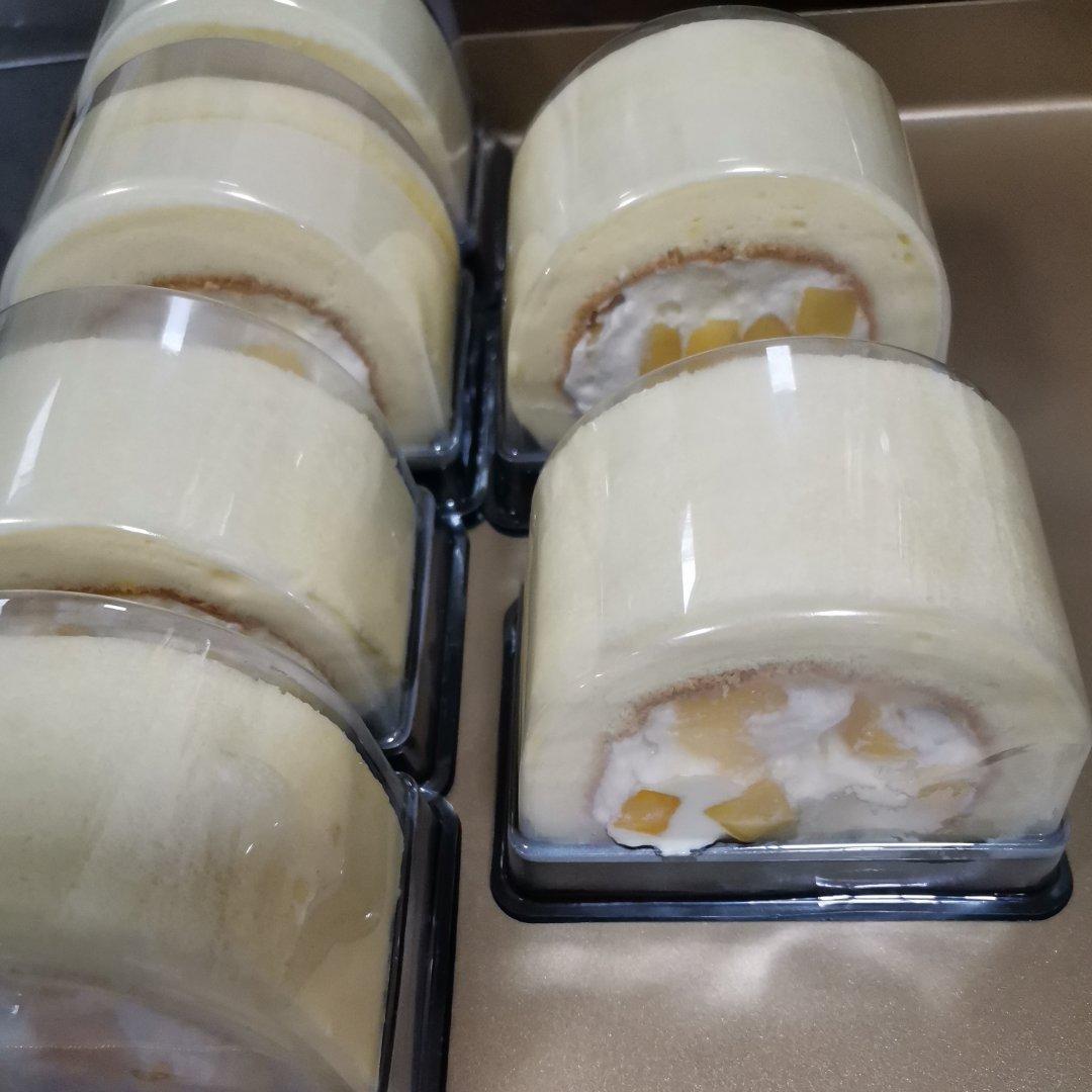 胖乎乎奶油芒果卷/不开裂不掉皮全过程详细图解烘焙视频/蛋糕篇6：「厚卷」
