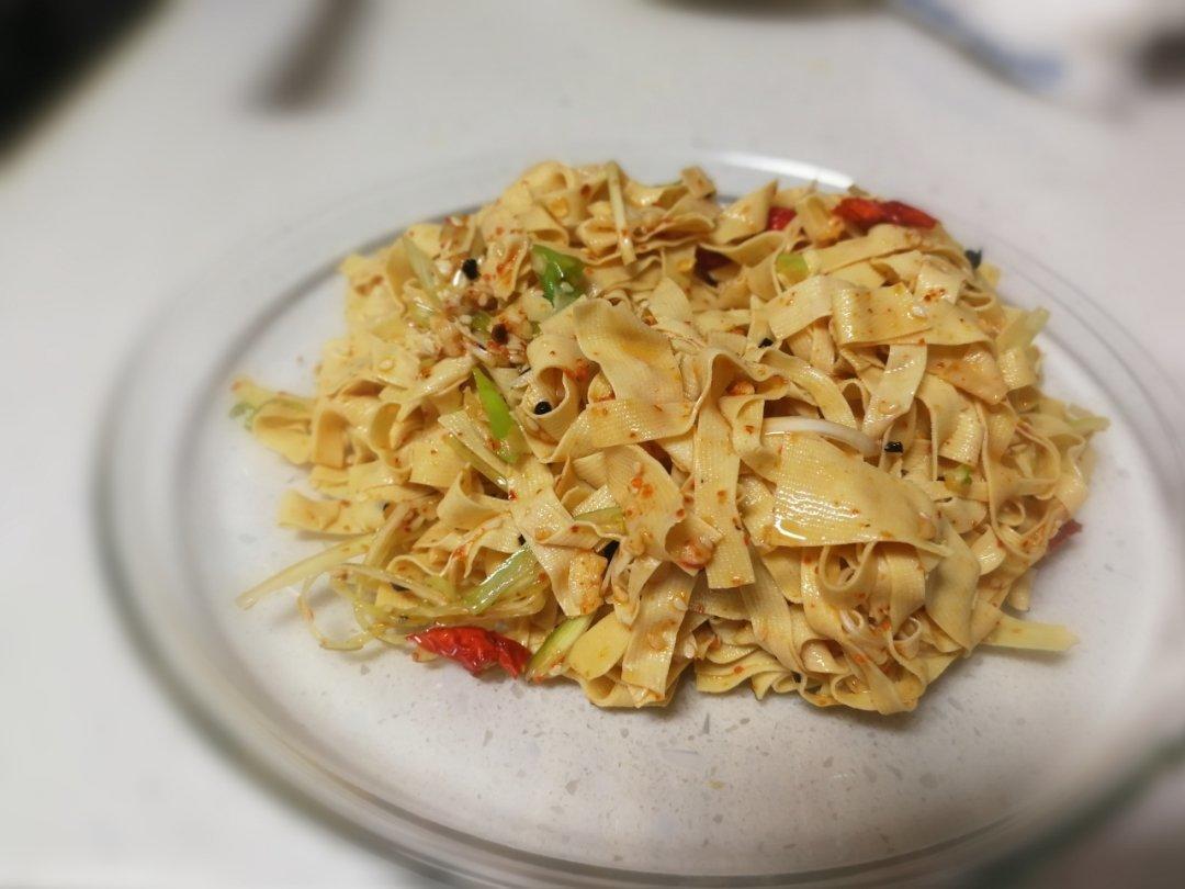 炝拌干豆腐丝