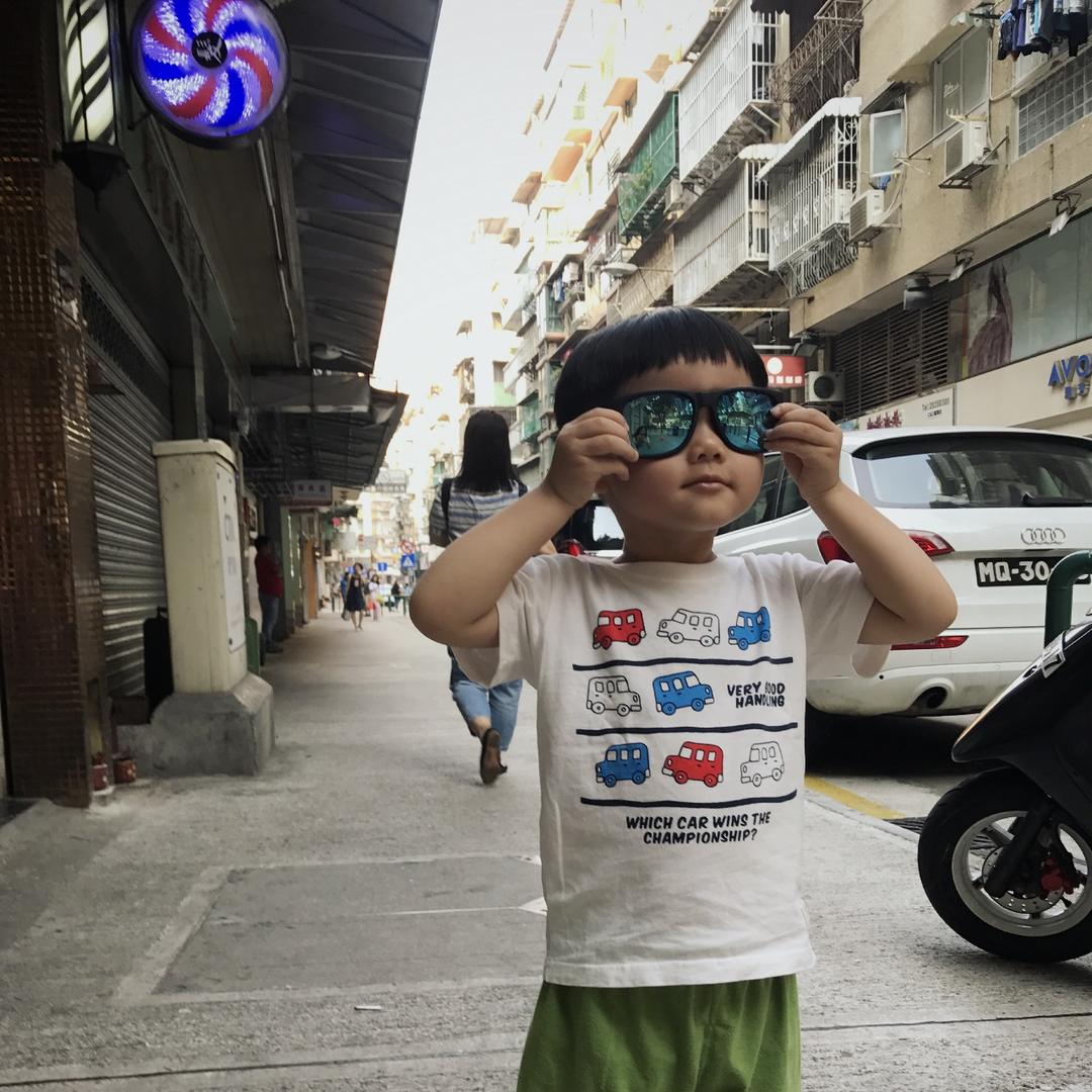 双下巴妹妹