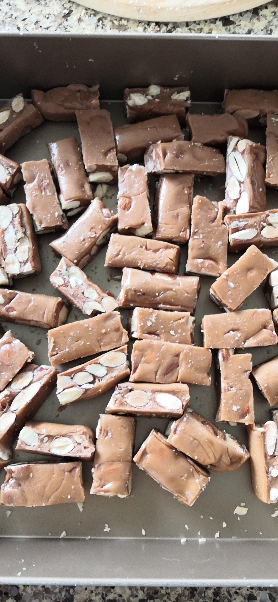 海盐杏仁太妃糖