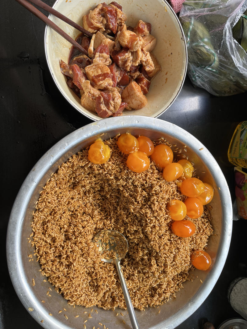 妈咪的♥️私房秘制咸蛋黄肉粽