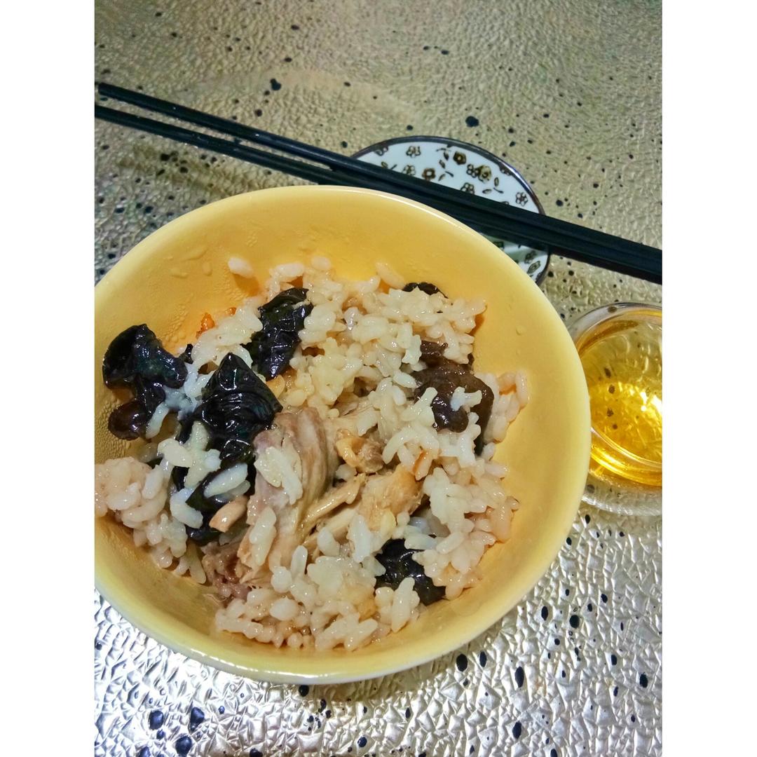 香菇鸡肉饭