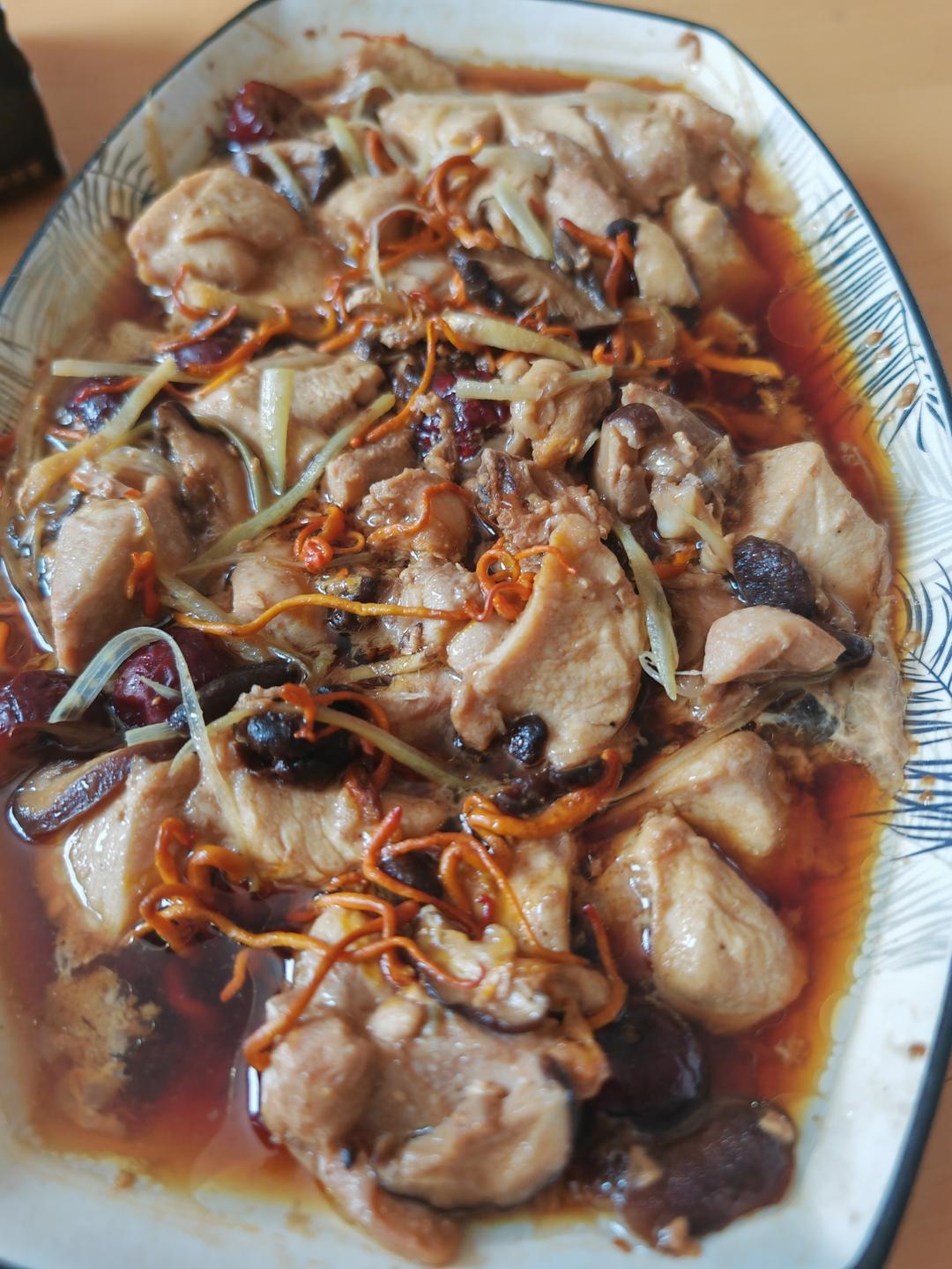 地道广东味——虫草花蒸鸡