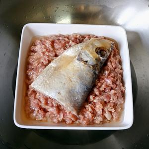 咸鳓鱼蒸肉饼（压饭榔头）的做法 步骤4