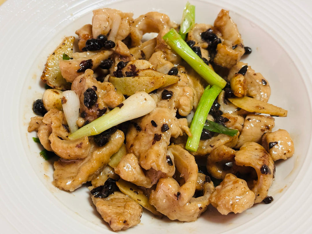 姜葱豆豉炒肉筋