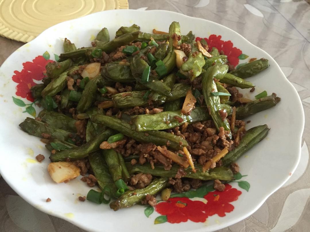 老丁的私房菜-干煸四季豆